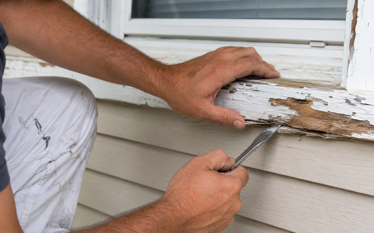 Exterior wood trim repair contractor
